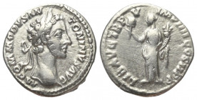 Commodus (177 - 192 n. Chr.).

 Denar (Silber). 180 n. Chr. Rom.
Vs: M COMMODVS ANTONINVS AVG. Kopf mit Lorbeerkranz rechts.
Rs: LIB AVG TR P V IM...