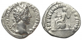 Commodus (177 - 192 n. Chr.).

 Denar (Silber). 181 n. Chr. Rom.
Vs: M COMMODVS ANTONINVS AVG. Kopf mit Lorbeerkranz rechts.
Rs: TR P VI IMP IIII ...