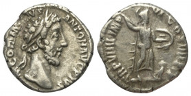 Commodus (177 - 192 n. Chr.).

 Denar (Silber). 183 - 184 n. Chr. Rom.
Vs: M COMMODVS ANTON AVG PIVS. Kopf mit Lorbeerkranz rechts.
Rs: TR P VIIII...