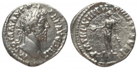 Commodus (177 - 192 n. Chr.).

 Denar (Silber). 187 - 188 n. Chr. Rom.
Vs: M COMM ANT P FEL AVG BRIT. Kopf mit Lorbeerkranz rechts.
Rs: P M TR P X...