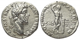 Commodus (177 - 192 n. Chr.).

 Denar (Silber). 190 n. Chr. Rom.
Vs: M COMM ANT P FEL AVG BRIT P P. Kopf mit Lorbeerkranz rechts.
Rs: APOL MONET P...