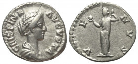 Crispina (gest. 192 n. Chr.).

 Denar (Silber). 180 - 183 n. Chr. Rom.
Vs: CRISPINA AVGVSTA. Drapierte Büste rechts.
Rs: VENVS. Venus mit Apfel un...
