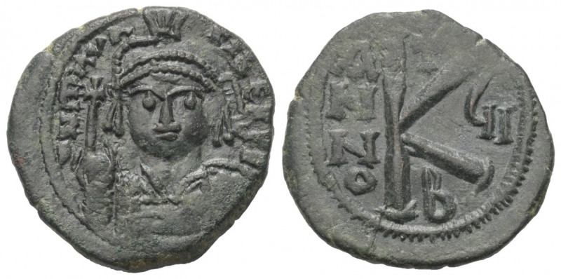 Tiberius II. Constantinus (578 - 582 n. Chr.).

 1/2 Follis (20 Nummi, Kupfer)...