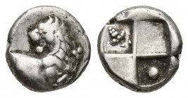 THRACE, Chersonesos. Circa 386-338 BC. AR Hemidrachm (11.7mm, 2.4 g). Forepart of lion right, looking back / Quadripartite incuse square, with two rai...