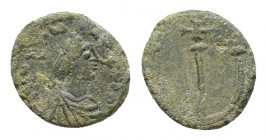 Justinian I, 527-565 AD. AE Pentanummium (1.3g 11.3mm) of Constantinople. Diademed draped bust / Large E, cross.