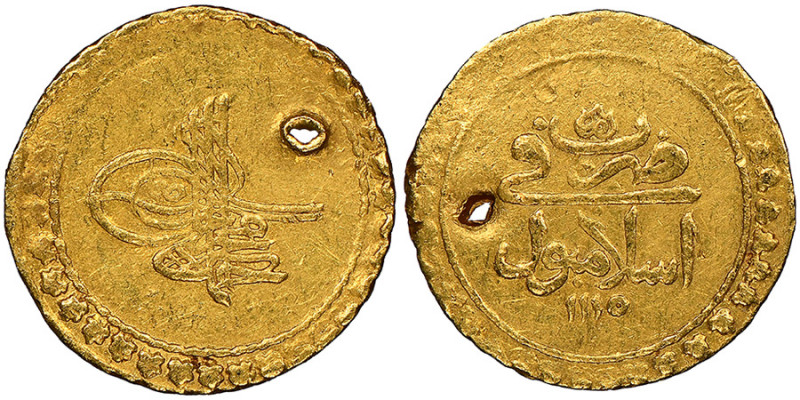 Ahmed III AH 1115-1143
1/2 Zeri, Instambul, AU 1.3 g.
Ref : Fr. 31
NGC XF DETAIL...