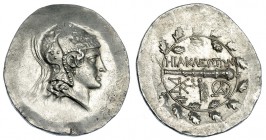 JONIA. Herakelia. Tetradracma (S. III a.C.). A/ Cabeza de Atenea con casco ateniense a der. R/ Maza, debajo la Victoria y monogramas. ar 16,85. SBG-44...