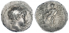 REINO SELÉUCIDA. Demetrio II. Tetradracma (145 a.C.). AR 16,21 g. BMC-4.58. SBG-7050. Anv. ligeramente descentrado. MBC+.