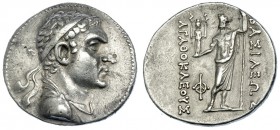 BACTRIA. Agatokles. Tetradracma (171-160 a.C.). A/ Cabeza diademada a der. R/ Zeus con cetro y Hekate. AR 16,93 g. SBG-7552. BMC (India) 10,4. MBC+. M...