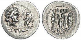 CORNELIA. Denario. Acuñación oriental (84-83 a.C.). A/ Cabeza de Venus a der., delante Cupido con palma, debajo: L. SVLLA. R/ Praefericulo y lituo ent...