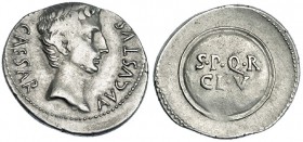 AUGUSTO. Denario. Cesaraugusta (19-18 a.C.). A/ Cabeza descubierta de Augusto a der.; CAESAR AVGVSTVS, R/ Escudo con inscripción: S. P. Q. R./ CL. V. ...