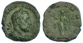 VALERIANO I. Sestercio. Roma (255-56). R/ VICTORIA AVGG. RIC-178. CH-233. Pátina verde. MBC. Escasa. Ex Vico 02/04/2009, lote 1326.