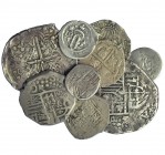 9 monedas macuquinas. De Felipe II a Carlos II. 8 reales, Potosí (2); 2 reales peninsulares (2); modulo real (3), México, Lisboa y Valencia, 1624. Cas...