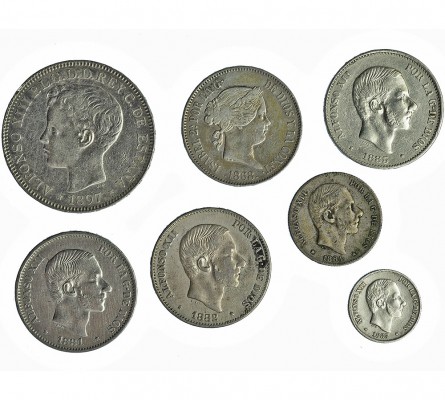 7 monedas de Manila: peso, 1897; 50 centavos de peso (4), 1868, 1881, 1882 y 188...