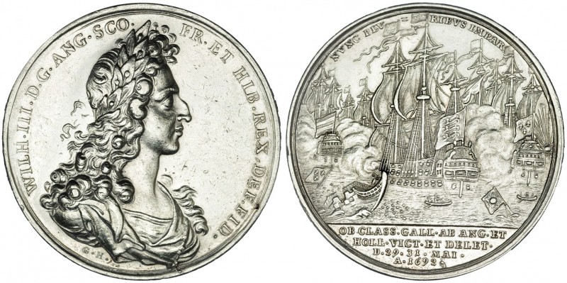 GRAN BRETAÑA. Medalla conmemorativa de la batalla naval de La Hogue. 1692. AR 41...