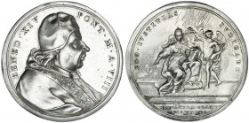 ESTADOS PAPALES Y VATICANO. Benedicto XIV. Medalla. Año 8 (1748). R/ EGO IVSTITIAS IVDICABO, en el exergo: SIGNATVRA GRATIAE RESTITVTA. AR 39mm. Golpe...