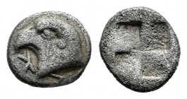 Aiolis. Kyme. Hemiobol. 450-400 BC. (Sng Cop-31/2). (SNG von Aulock-1623). Anv.: Head of eagle to left; KY to left. Rev.: Quadripartite incuse square....