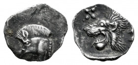 Mysia. Kyzikos. Hemiobol. 450-400 BC. (Klein-265). (Sng Bnf-375). Anv.: Forepart of boar to left, tunny fish behind. Rev.: Head of roaring lion to lef...