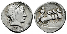 Anonymous. Denarius. 86 BC. Rome. (Ffc-85). (Craw-350/A2). (Cal-59). Anv.: Laureate head of Apolo Vejovis right, thunderbolt below. Rev.: Jupiter in q...
