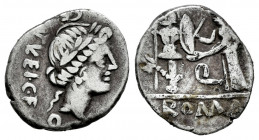 Egnatuleius. C. Egnatuleius C. f. Quinarius. 97 a.C. Rome. (Craw-333/1). (Seaby-1). Anv.: Laureate head of Apollo right; C•E(GNA)TVLEI•C•F• downwards,...