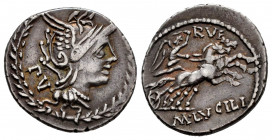 Lucilia. M. Lucilius Rufus. Denarius. 101 BC. Norte de Italia. (Ffc-821). (Craw-324/1). (Cal-909). Anv.: P.V., behind head of Roma right, within laure...