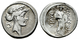 Pomponius. Q. Pomponius Rufus. Denarius. 66 BC. Rome. (Ffc-1040). (Craw-410/0a). (Cal-1186). Anv.: Laureate head of Apollo right, wreath behind. Rev.:...