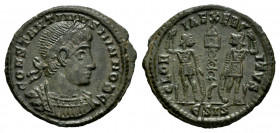 Constantinus II. Follis. 330-333 AD. Siscia. (Ric-262). Anv.: CONSTANTINVS IVN NOB C Laureate and cuirassed bust to right. Rev.: GLORIAE EXERCITVS. Tw...