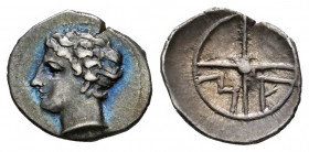 Galia. Massalia. Obol. 121-49 BC. (Seaby-72). (Depeyrot-58). Anv.: Bare head of Apollo left. Rev.: MA within wheel of four spokes . Ag. 0,68 g. Toned....