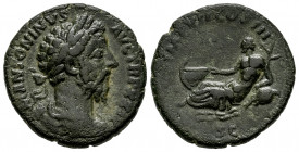Marcus Aurelius. Unit. 174-175 AD. Rome. (Ric-III 1142). (Bmcre-1499). (C-348). Anv.: M ANTONINVS AVG TR P XXIX, laureate head to right. Rev.: IMP VII...