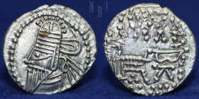 Kings of Parthia: Osroes II. Ekbatana mint AR Drachm 190 AD, 3.70gm, 19mm, EF