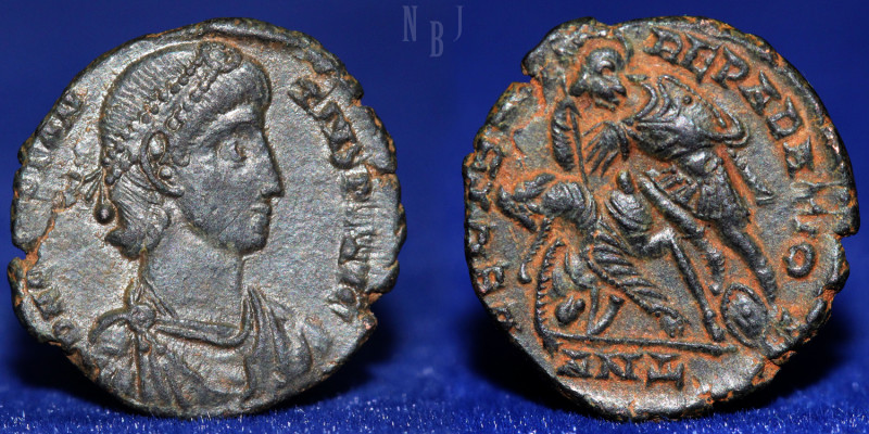 Roman Empire, Constantius II 337-361, (2.17gm, 17mm) Diademed head of Constantiu...