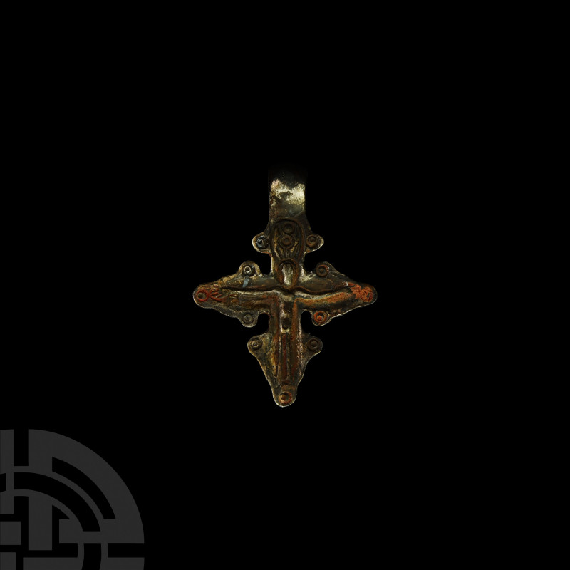 Silver Cross Pendant. 17th-19th century A.D. A silver cruciform pendant with lob...