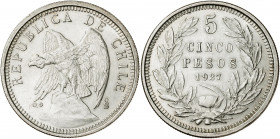 Chile. 1927. Santiago. 5 pesos. (Kr. 173.1). AG. 24,80 g. EBC+.