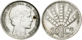 Uruguay. 1942. Santiago. 20 centavos. (Kr. 29). Manchita. AG. 3,10 g. MBC.