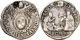 Vaticano. Gregorio XIII (1572-1585). Roma. Testone. (Muntoni 36). Perforación tapada. AG. 9,13 g. (MBC-).
