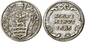 Vaticano. 1686. Inocencio XI (1676-1689). Roma. 1/2 grosso. (Muntoni 211). AG. 0,71 g. MBC+.