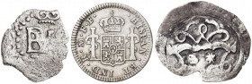 Lote de 1/2 real de Sevilla de los Reyes Católicos, 1/2 real de Felipe V y 1 real de 1781 de México. A examinar. BC/BC+.