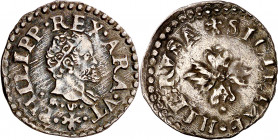 s/d. Felipe II. Nápoles. GR/VP. 1/2 carlino. (Vti. 299) (MIR. 186/1). Bonita pátina. 1,31 g. MBC+.
