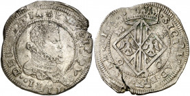 1610. Felipe III. Messina. DC. 1 escudo. (Vti. 152) (MIR. 343/1). Ordinal del rey IIIII por doble acuñación. Grieta, pero ejemplar muy atractivo. Bril...
