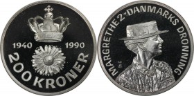 Europäische Münzen und Medaillen, Dänemark / Denmark. Margrethe II. 200 Kroner 1990, Silber. 0.80 OZ. KM 872. Stempelglanz. Patina