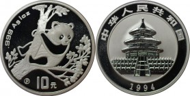 Weltmünzen und Medaillen, China. China Panda auf Baumkrone. 10 Yuan 1994 P, Silber. KM 616. Polierte Platte, Patina