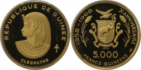 Weltmünzen und Medaillen, Guinea. 10. Jahrestag der Unabhängigkeit - Cleopatra. 5000 Francs 1970, Gold. KM 35. PCGS PR66 DCAM