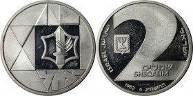 Weltmünzen und Medaillen, Israel. 35. Jahrestag - Heldentum. 2 Sheqalim 1983, Silber. 0.78 OZ. KM 130. Polierte Platte