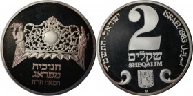 Weltmünzen und Medaillen, Israel. Chanukka - Prager Leuchter. 2 Sheqaliml 1983, Silber. 0.78 OZ. KM 131. Polierte Platte