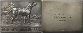 Medaillen und Jetons, Hundesport / Dog sports. " SVENSKA KENNELKLUBBEN" Stockholm. Medaille 1949, 56x45 mm. 53.14 g. Silber. Vorzüglich-stempelglanz
