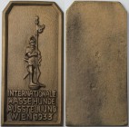 Medaillen und Jetons, Hundesport / Dog sports. Internationale Rasse Hunde Ausstellung, Wien. Medaille 1933, 58x118 mm. 157 g. Bronze. Stempelglanz