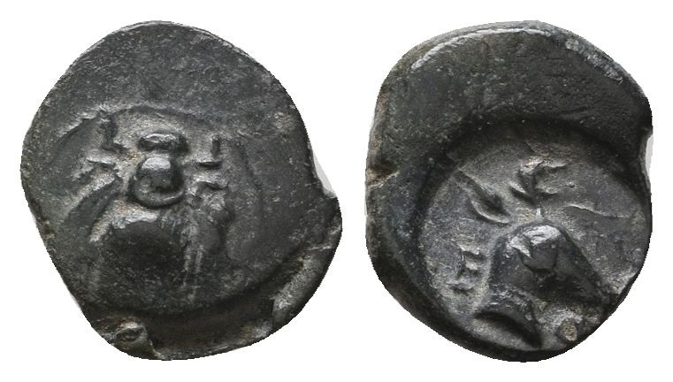IONIA, Ephesos. Circa 200-190 BC. Æ.

Weight: 0,4 gr
Diameter: 9,8 mm