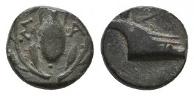 Greek
Islands of Ionia, Samos, c. 394-365 BC. Æ

Weight: 0,7 gr
Diameter: 8,3 mm