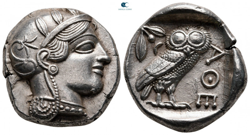Attica. Athens circa 454-404 BC. 
Tetradrachm AR

26 mm, 17,17 g

Helmeted ...