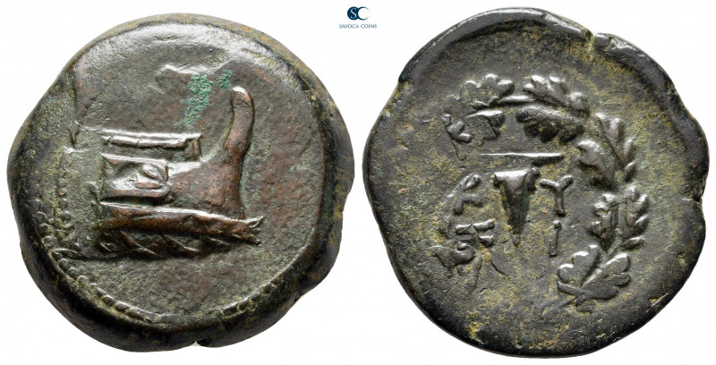 Mysia. Kyzikos circa 300-200 BC. 
Bronze Æ

27 mm, 15,42 g

Prow to right /...